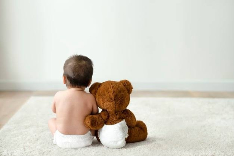 Arrestan a padres de bebé desaparecido en Texas por posible responsabilidad en los hechos