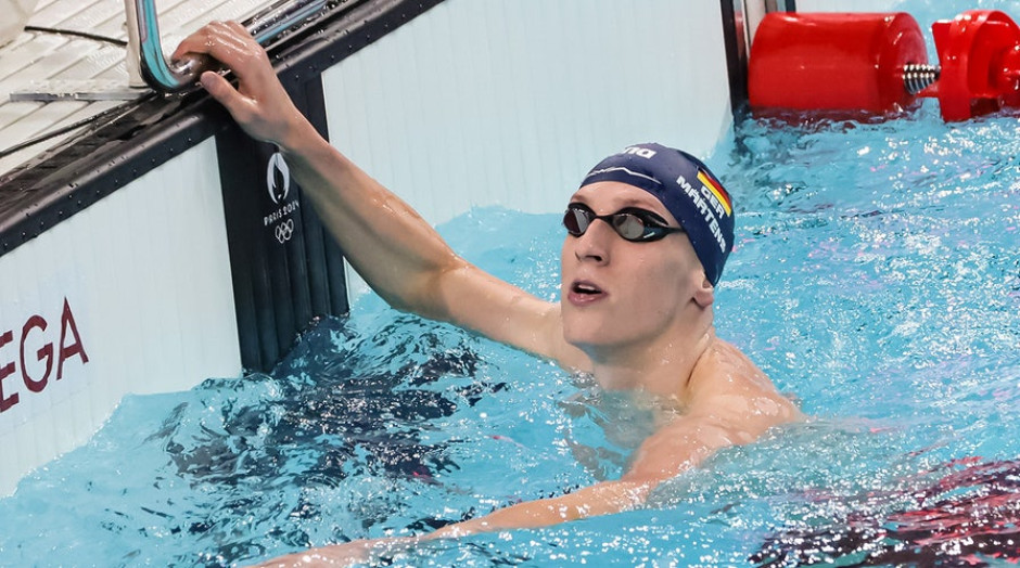 Lukas Maertens de Alemania se cuelga el oro en 400m de natación estilo libre