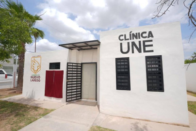 Anuncia Carmen Lilia trámite gratis de certificado médico en Clínicas UNE para el regreso a clases