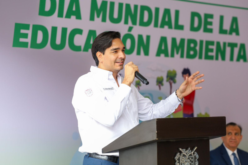 Conmemoró comunidad estudiantil Día Mundial de la Educación Ambiental con el Alcalde Carlos Peña Ortiz