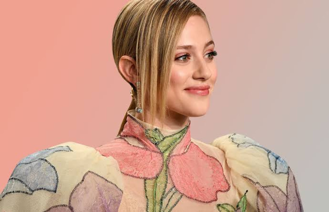 Lili Reinhart desaprueba comentarios de Kim Kardashian sobre dieta para entrar en un vestido