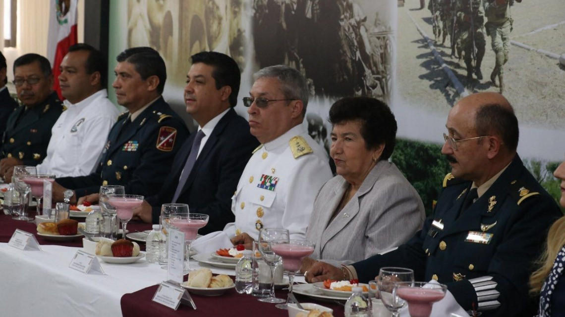 Encabeza Gobernador la ceremonia del 104 Aniversario del Ejército Mexicano
