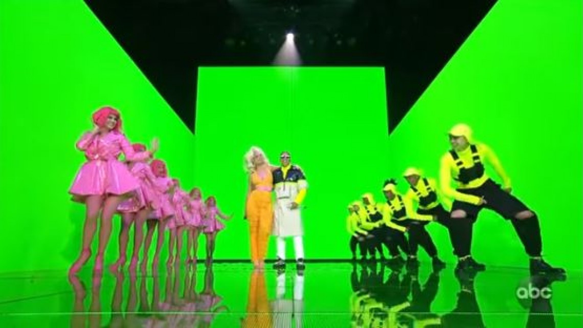 Daddy Yankee y Katy Perry comparten escenario por primera vez