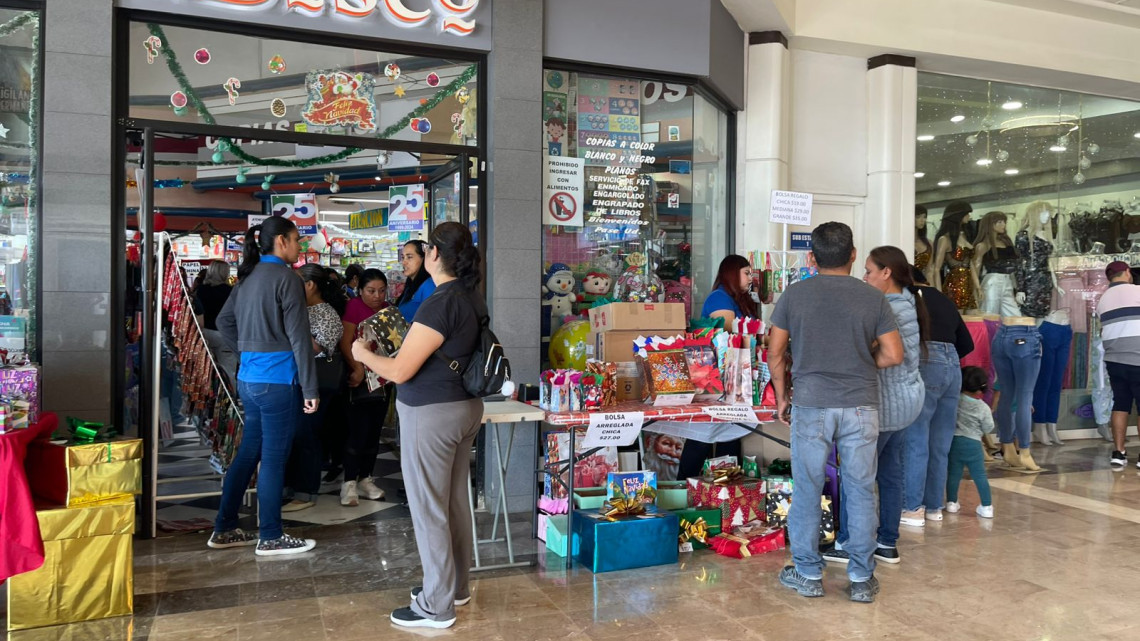 Compras de última hora llenan las calles de Reynosa