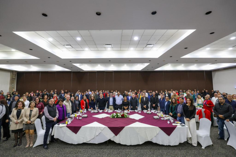 Convivió Alcalde Carlos Peña Ortiz por Día del Periodista con comunicadores de Reynosa 