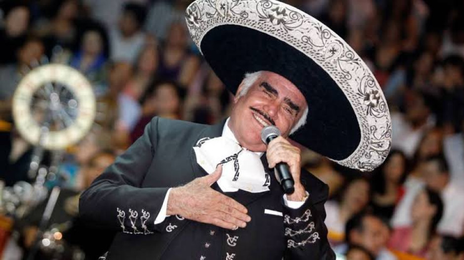 "No lo hice con intención": Vicente Fernández sobre video tocando a fan