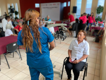 Tienen adultos mayores brigada médico-asistencial
