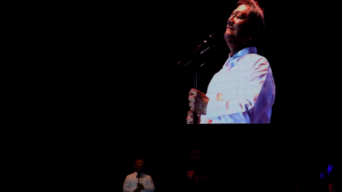 Armando Manzanero regala una `Noche Blanca´