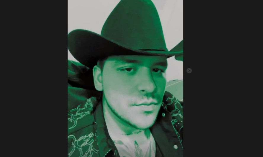 Christian Nodal aparece en redes, sin tatuajes 