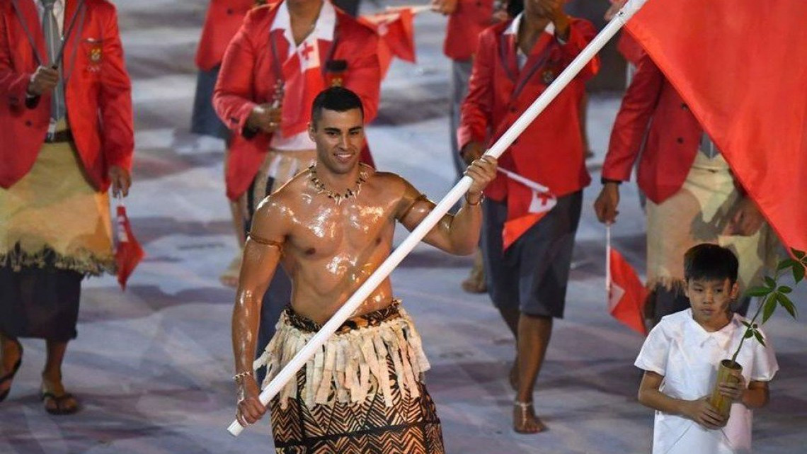 El abanderado de Tonga asistirá a los JJ.OO. de Invierno