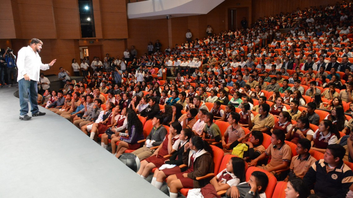 “Mi Historia Puede Cambiar tu Historia”, Hanns Myhulots