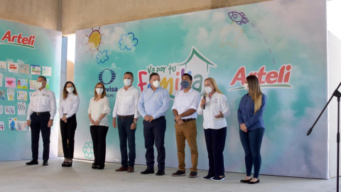 Une esfuerzos Alma Laura Amparán en beneficio de sectores vulnerables