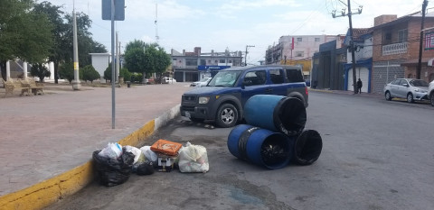 Exhorta Alcalde a empresas a cumplir con disposición de residuos sólidos 