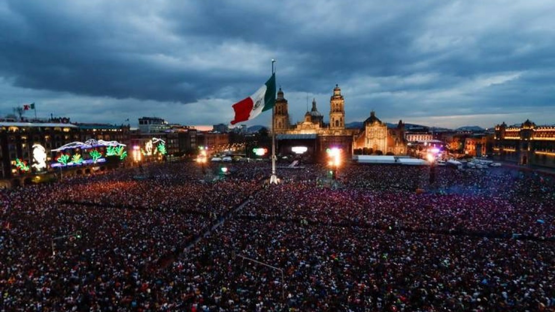 Grupo Firme reúne más de 280 mil personas en el Zócalo