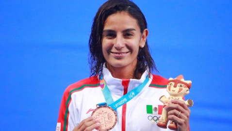 Paola Espinosa vence al Covid-19