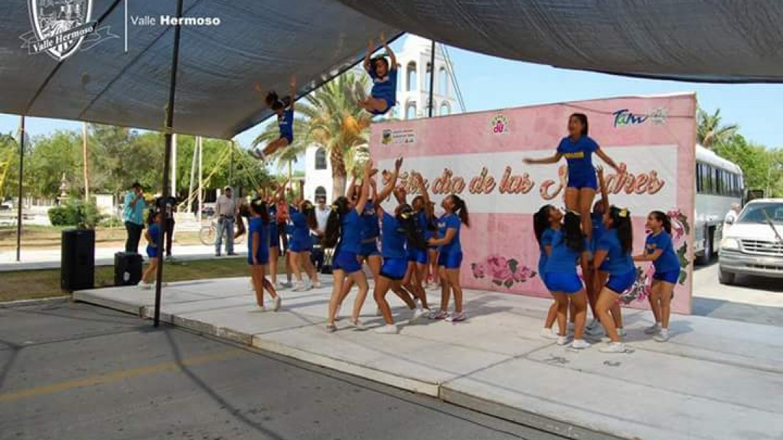 Festejan el "Día de la madres" en el Poblado el Realito