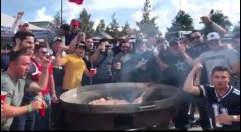 Mexicanos ponen el ambiente previo al Texans vs Cowboys