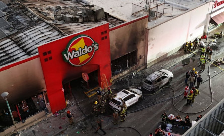 Explosión en tienda departamental de Hermosillo deja 15 personas hospitalizadas: Secretaria de Salud
