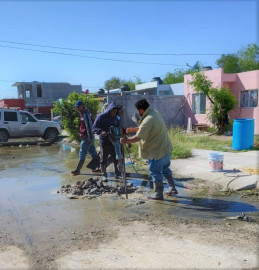 Reparó COMAPA fugas de agua potable en Riveras del Carmen 
