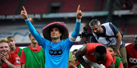 Napoli a nada de Fichar a Ochoa