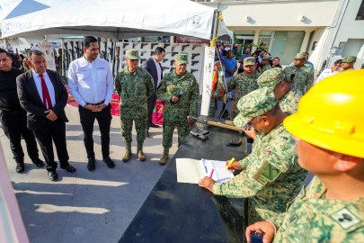 Encabezaron ceremonia de Destrucción de Armamento, el Presidente Carlos Peña Ortiz y el General Fernando Colchado Gómez