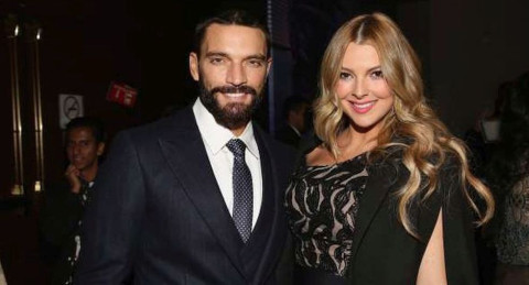 Ve al niño como negocio: Julián Gil sobre Marjorie de Souza 