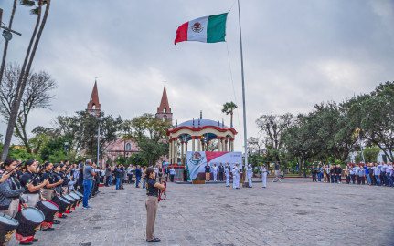 Realiza Municipio de Matamoros ceremonia de Honores a la Bandera