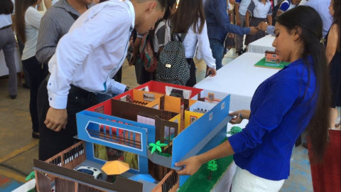 Realizan feria regional de física a nivel bachillerato 