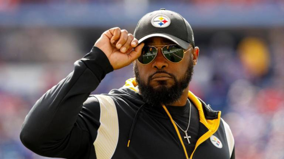 Steelers extiende el contrato de Mike Tomlin por tres años 