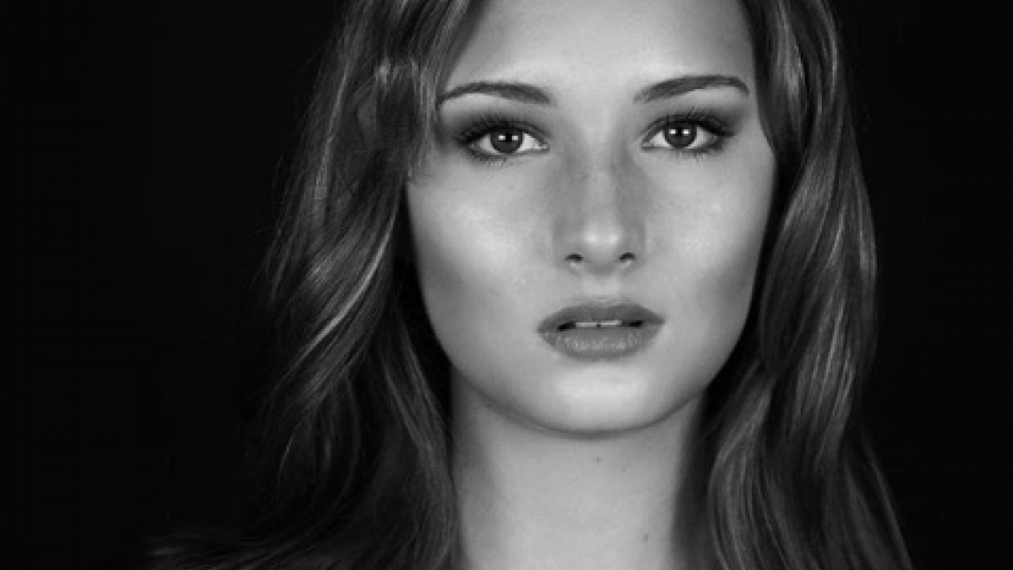 Ella es la gemela de Jennifer Lawrence