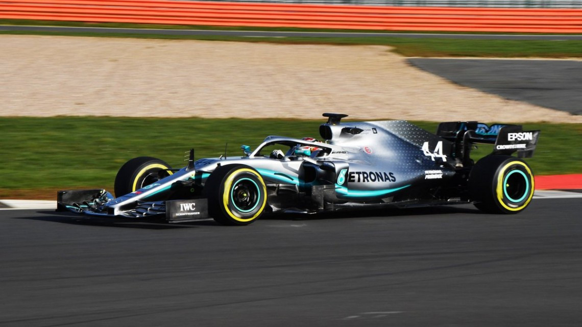 Mercedes presenta su nuevo auto para la Fórmula 1