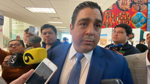 Llega Ismael en el Congreso, tranquilo y con amparo