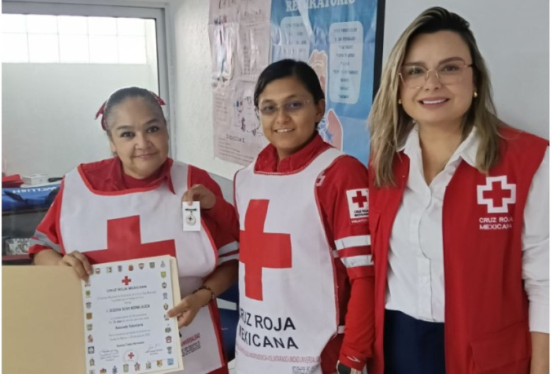 Cruz Roja reconoce a sus paramédicos