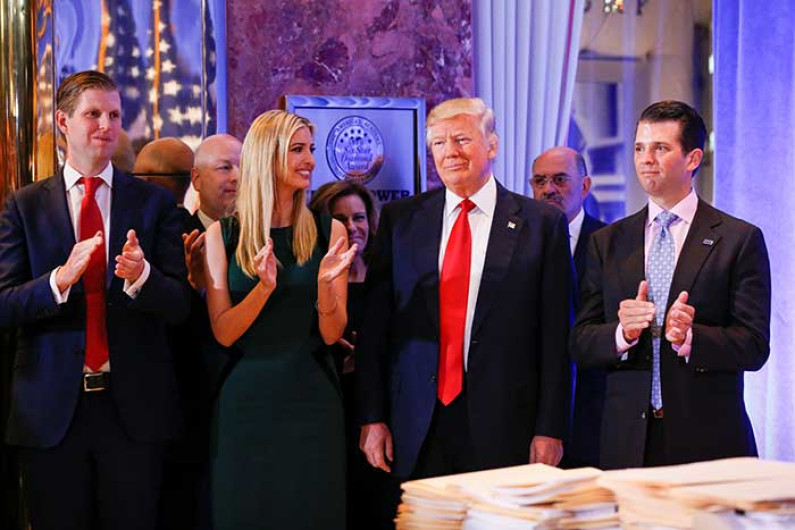 México pagará el muro, refrenda Trump