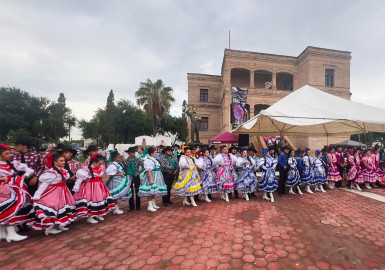 Preserva Alcalde Carlos Peña Ortiz las tradiciones mexicanas