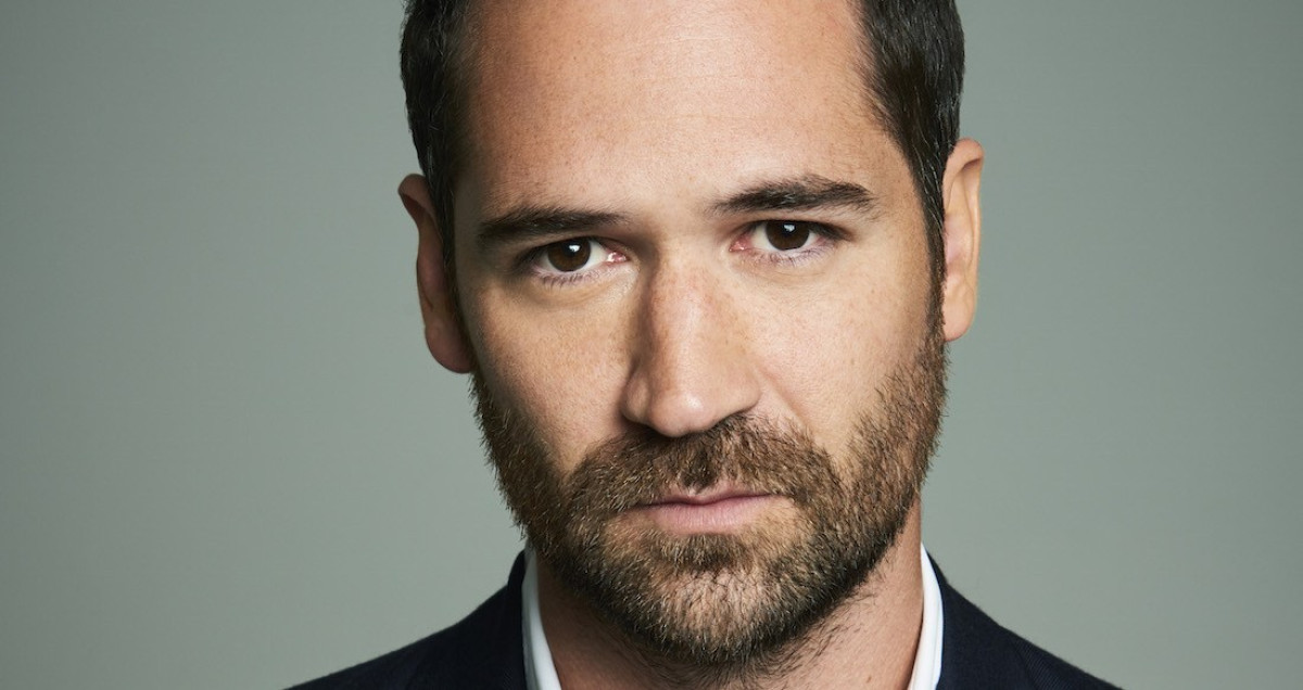 Manuel García-Rulfo protagonizará la serie "The Lincoln Lawyer"