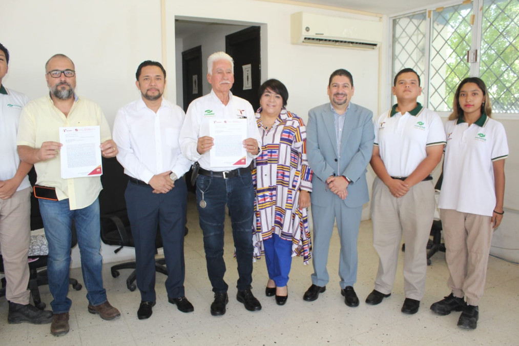 Recibe CONALEP Victoria donación de autobuses escolares