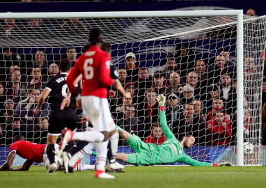 Sevilla elimina al Manchester United en Old Trafford