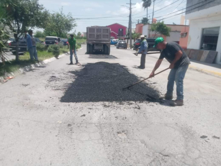 Mejora Gobierno de Reynosa vialidades de Las Cumbres
