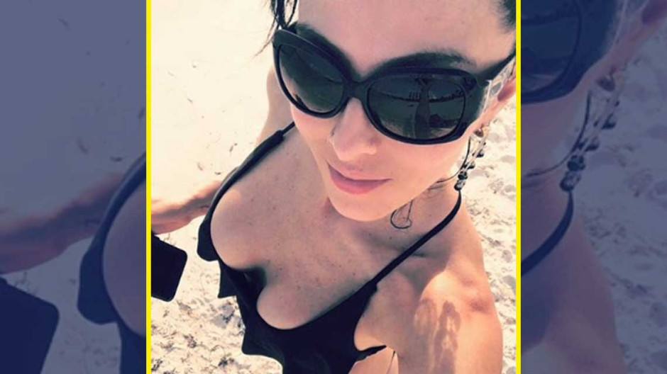 Ivonne Montero impacta con sus curvas en bikini