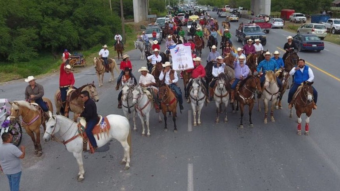 Llevan a cabo tradicional cabalgata por 268 años de la Fundación de Reynosa