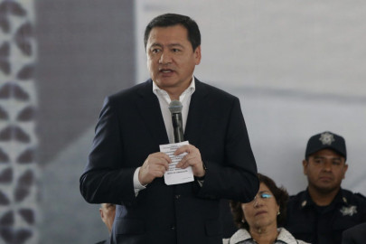 Osorio Chong exhorta a sociedad a denunciar violencia contra las mujeres