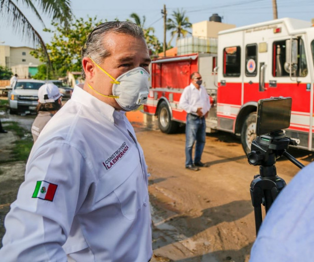 Gobierno de Adrián Oseguera continúa desinfectando espacios públicos