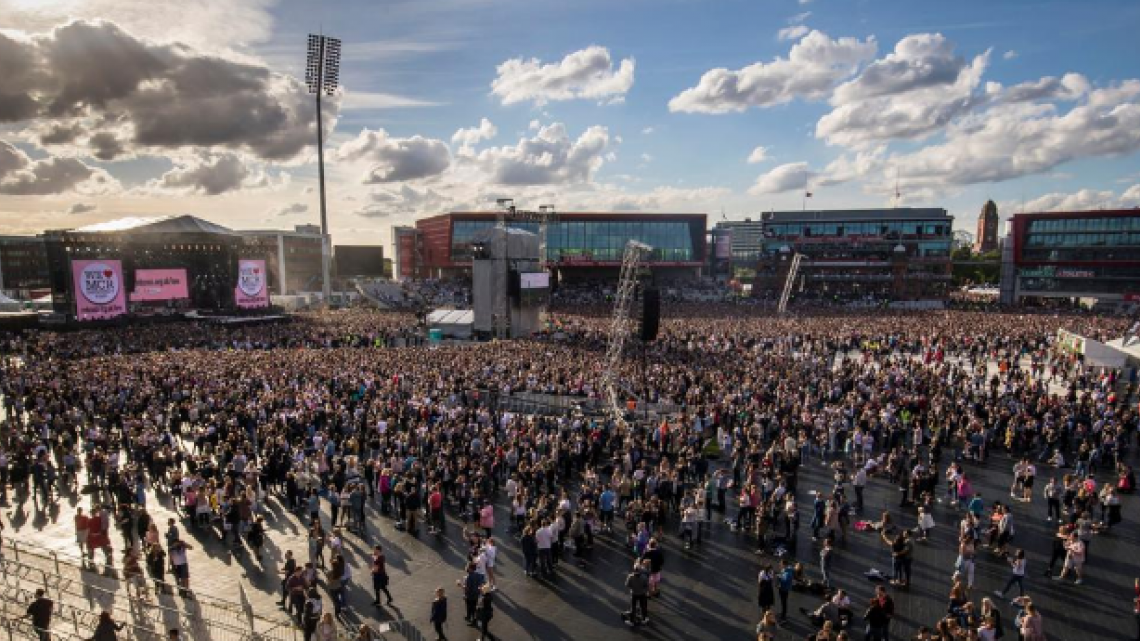 Homenaje a víctimas de atentados en Manchester   