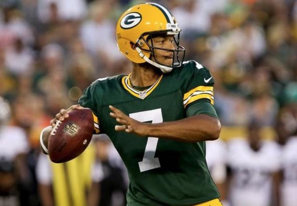 Brett Hundley, de Empacadores, pasa a Halcones Marinos