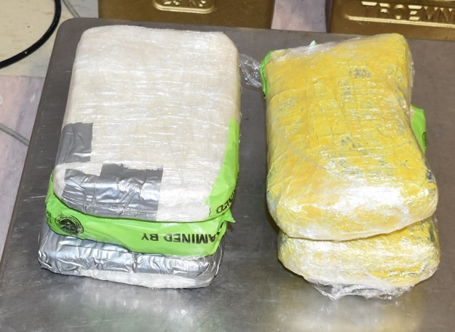 Confiscan 11.46 libras de cocaína en Puente Internacional