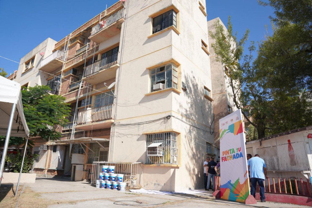 Lanza alcaldesa Carmen Lilia Canturosas programa “Pinta tu Fachada” para transformar entornos y embellecer Nuevo Laredo