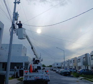 Reconectó Servicios Públicos Primarios lámparas en colonias de Reynosa