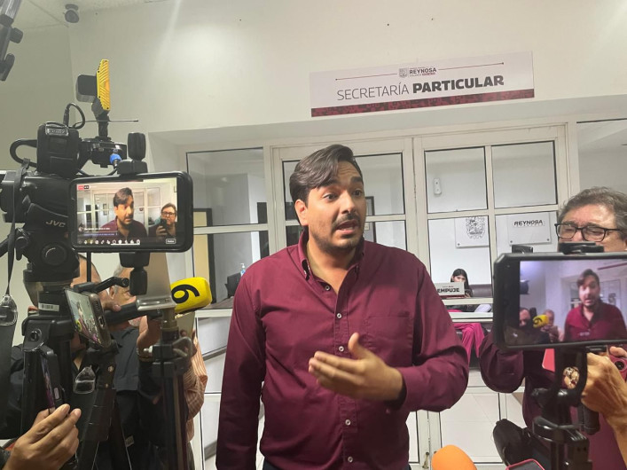 Exhorta Carlos Peña a diputados a no politizar inconformidad de comerciantes