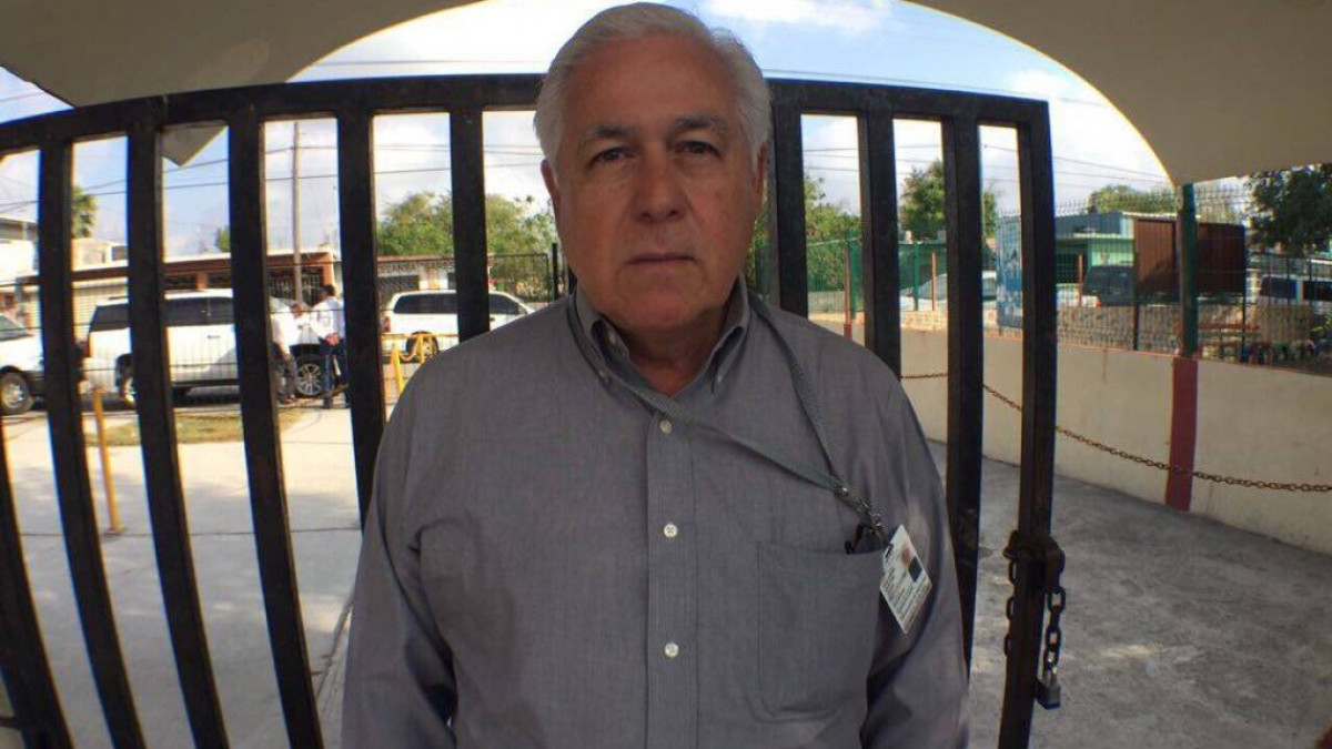 Cárcel a quien hable por teléfono al manejar